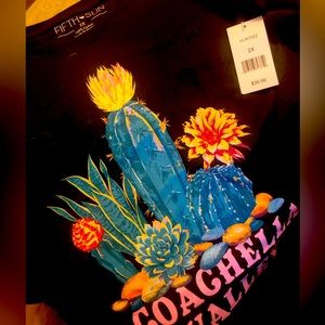 2X tee shirts short sleeve.